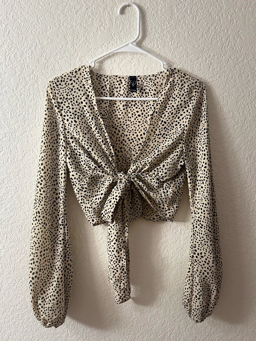 Windsor  Long Sleeve Crop Top - Beige spotted